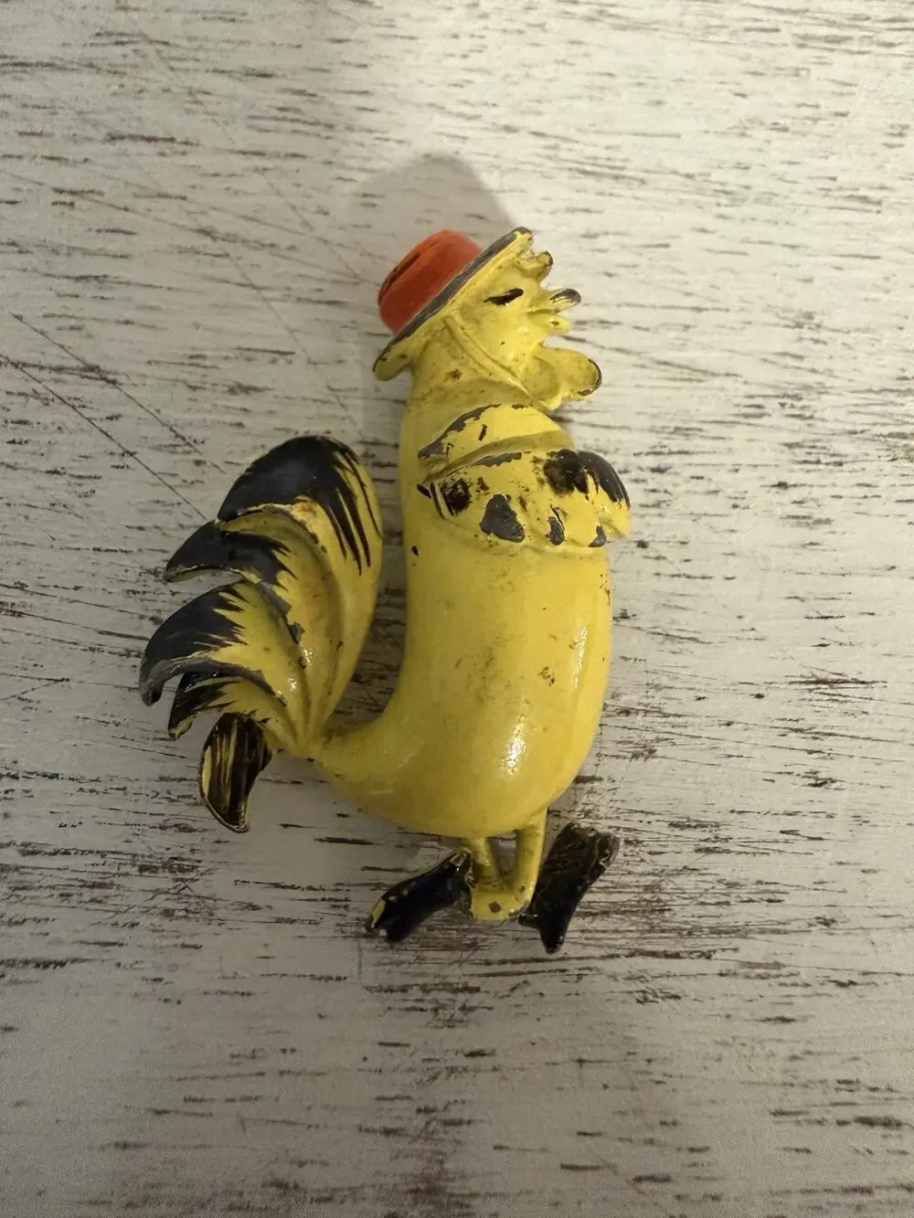 Vtg Yellow Rooster Chicken Brooch Pin Painted Cast Metal Red Hat Farm Folk Art
